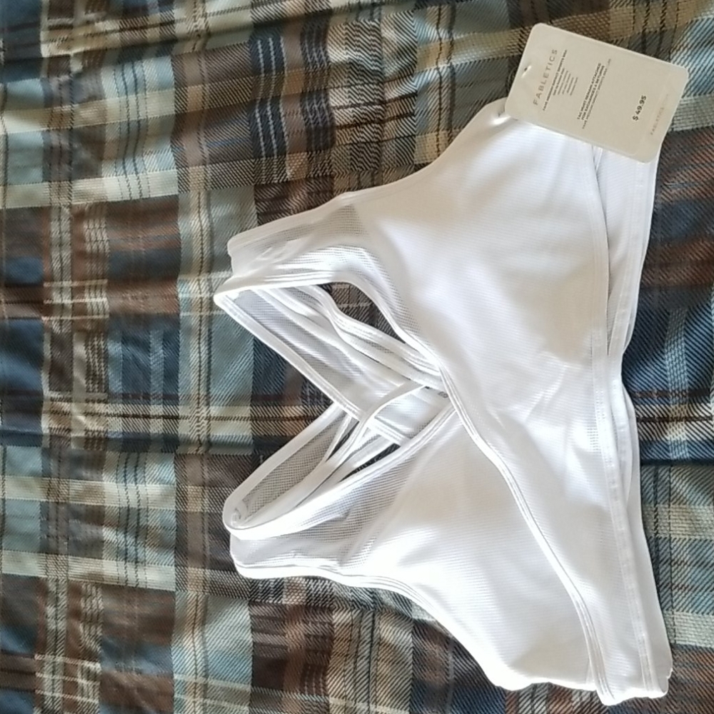 Fabletics Faye Medium Impact Sports Bra